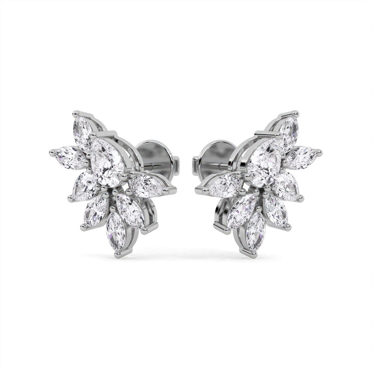 Novae Assemblage Earring White Gold