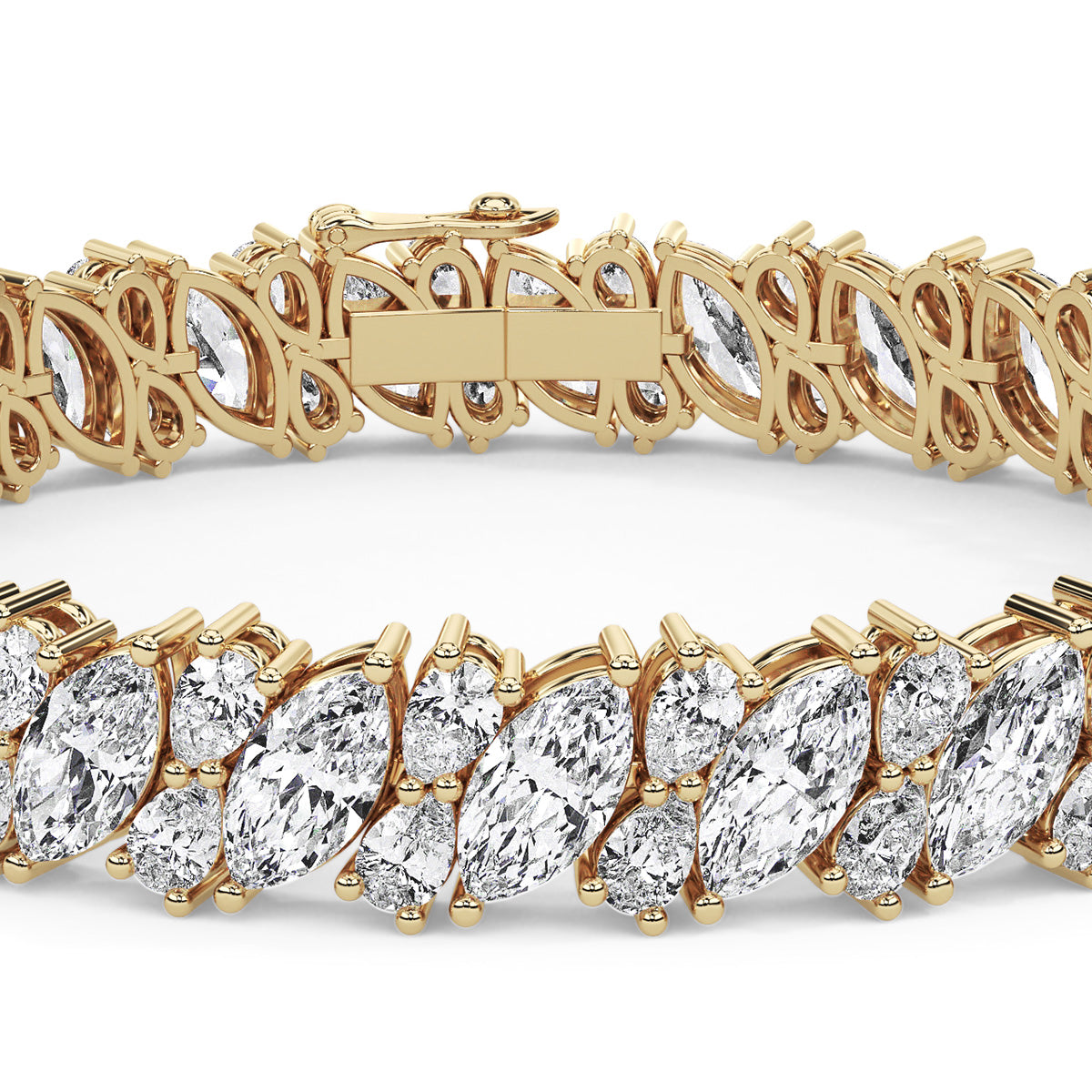 Novae Assemblage Bracelet Yellow Gold