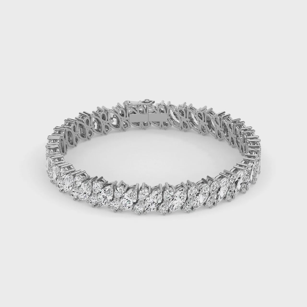 Novae Assemblage Bracelet White Gold